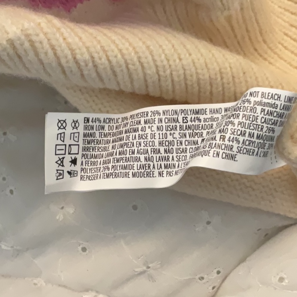 Adorable Forever 21 cardigan sweater - Picture 5 of 5